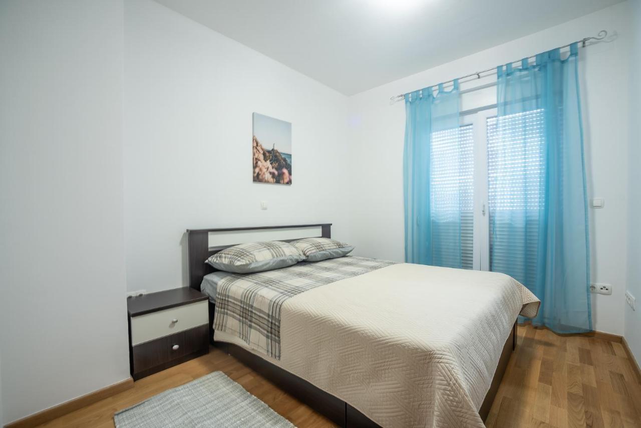 Apartments Sandrina Vrsi Ngoại thất bức ảnh