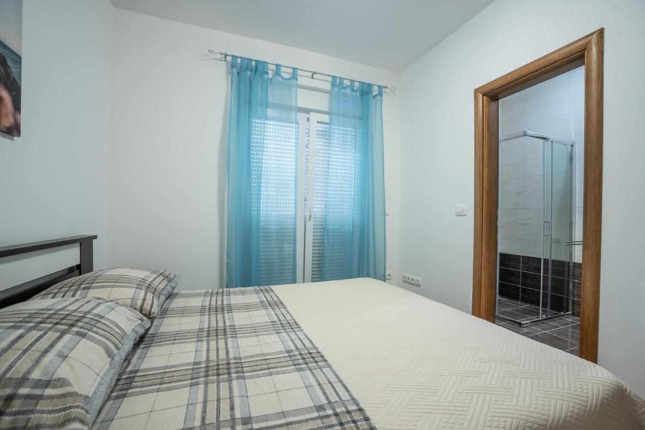 Apartments Sandrina Vrsi Ngoại thất bức ảnh
