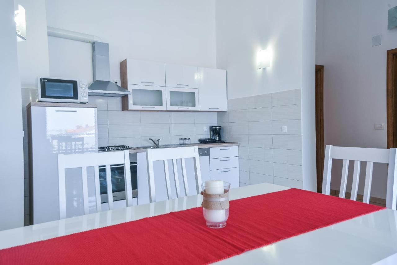 Apartments Sandrina Vrsi Ngoại thất bức ảnh