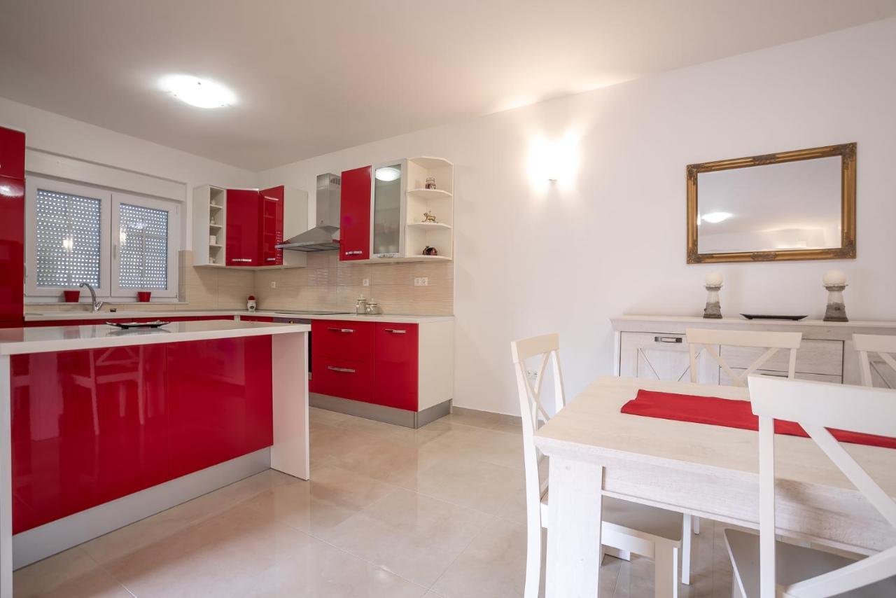 Apartments Sandrina Vrsi Ngoại thất bức ảnh