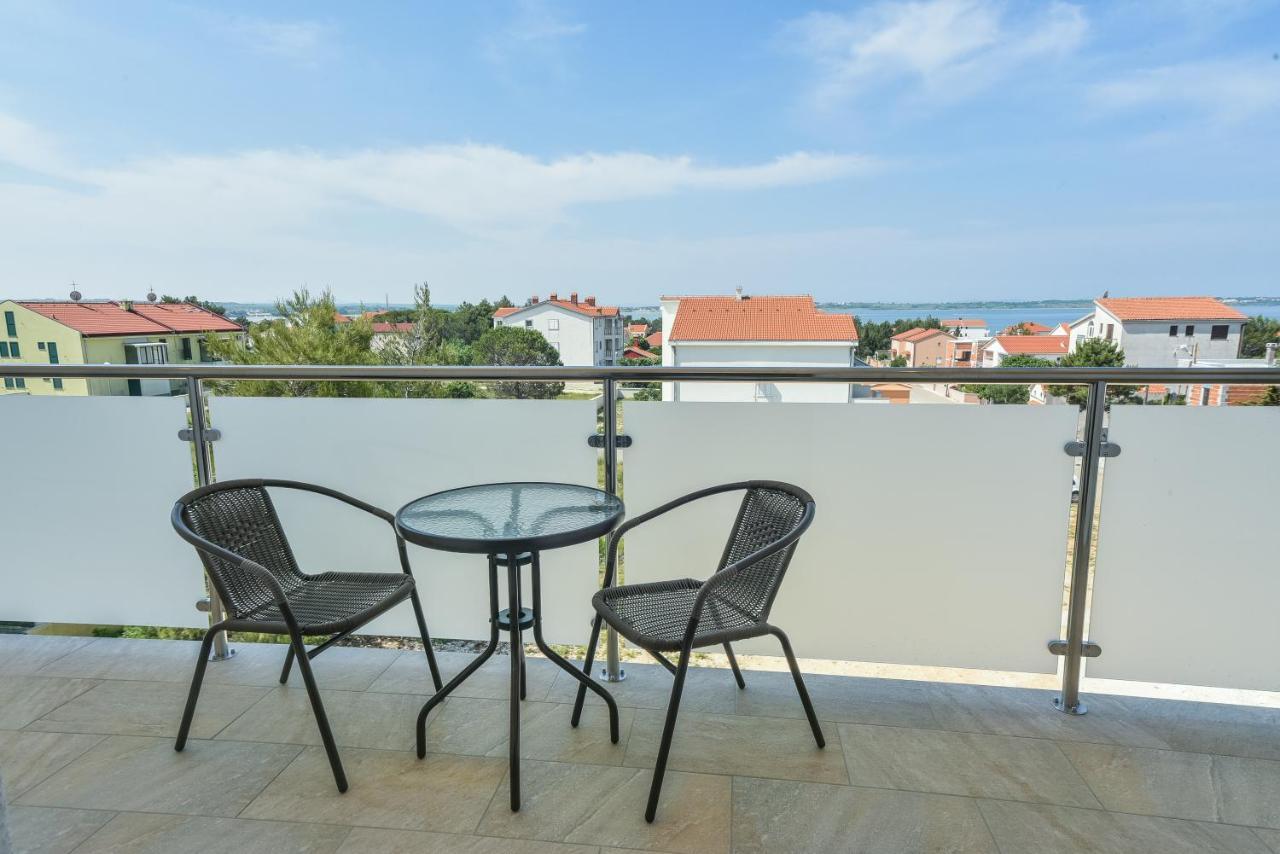 Apartments Sandrina Vrsi Ngoại thất bức ảnh